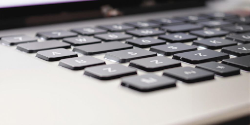 A picture of a keyboard.